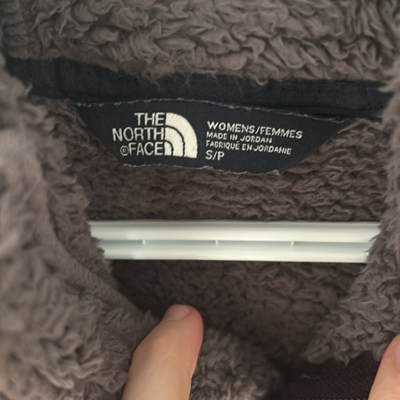 Eggplant purple north face teddy pullover - Picture 3 of 4